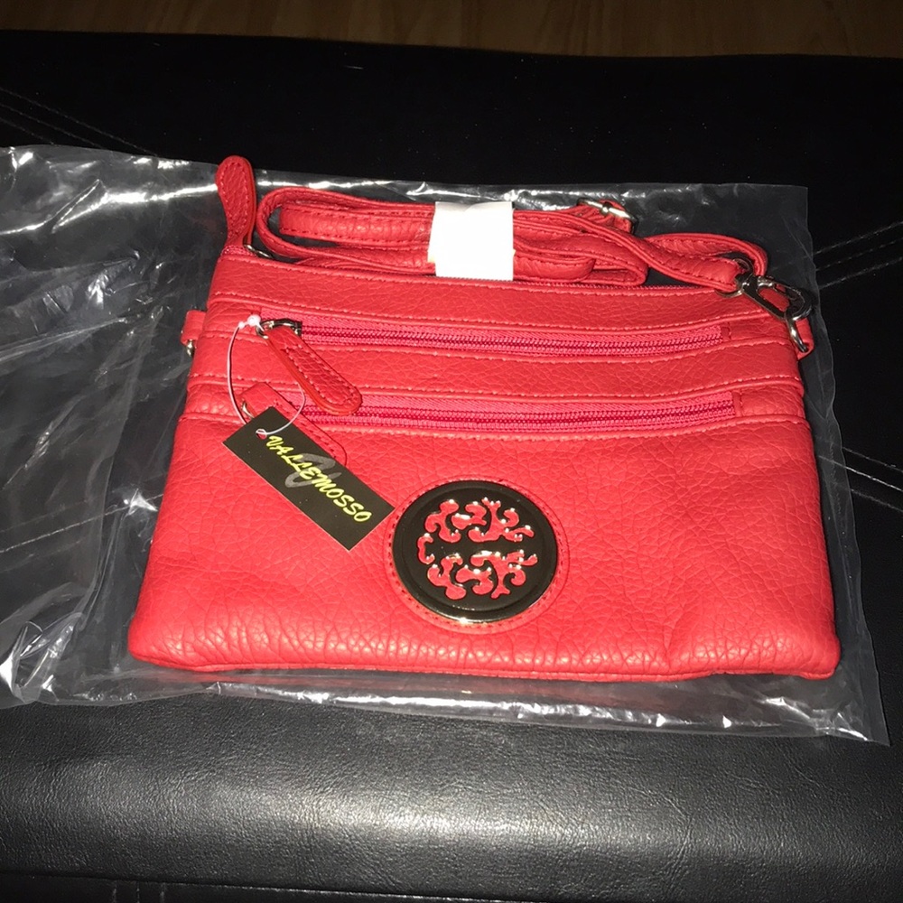 Crossbody handbags